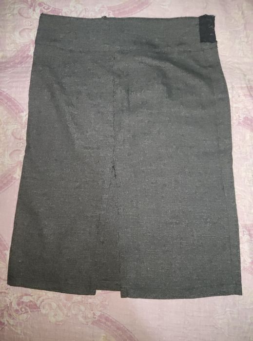 Женская юбка цвет серый