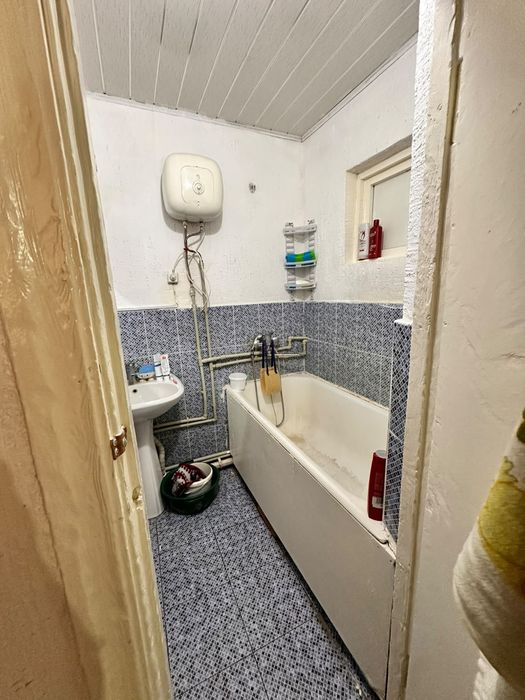 СРОЧНА Толебиде кв сатылад