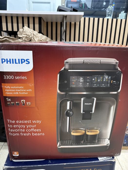 PHILIPS 3300 series superautomatic coffe machine •Matei Amanet Margeanului•1877