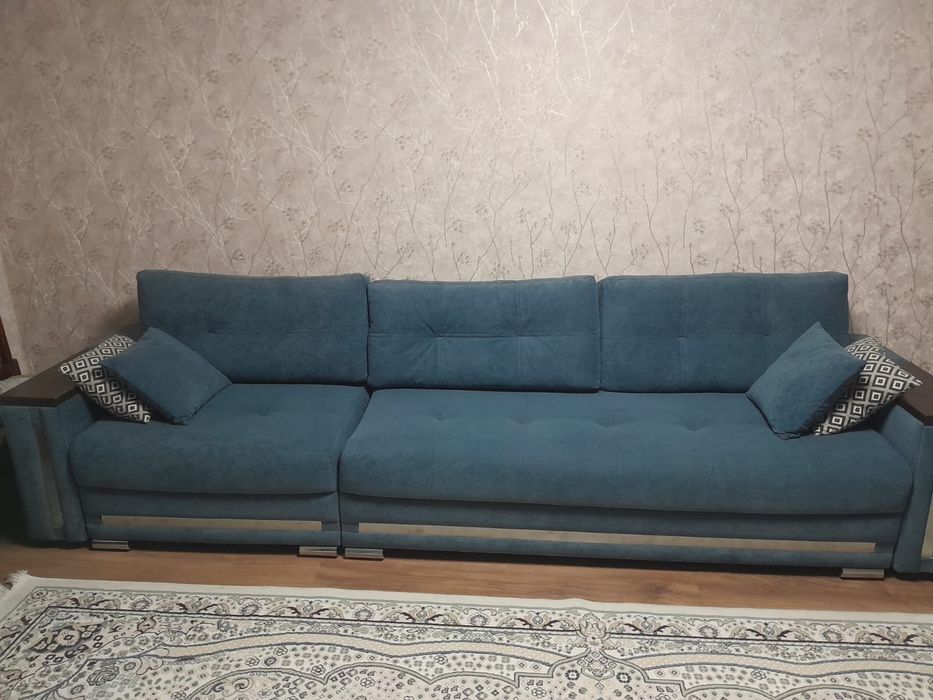Продаю диван  в хорошем состоянии