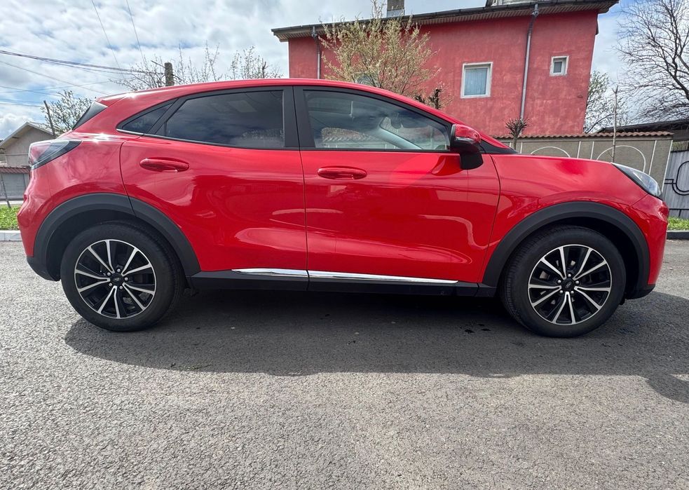 Ford Puma 1.0 EcoBoost Titanium