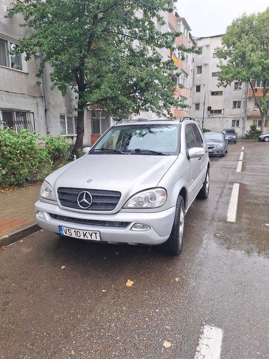 Mercedes ML 4x4 Motor 2,7stare foarte buna
