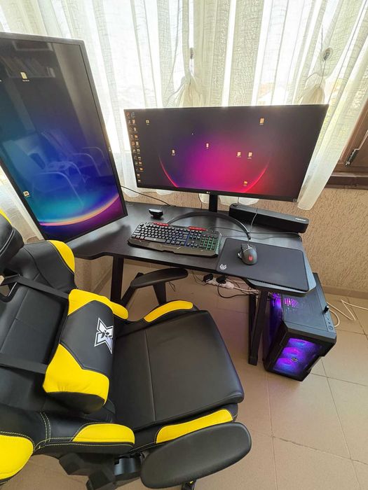 Set complet gaming + productivitate – PC RTX 3060 + 2 monitoare + birou+ scaun+ camera LED FULL HD+ lampa led birou (setup complet)