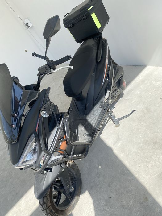 Skuter tiger sotiladi