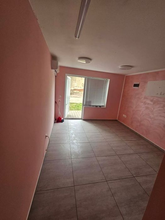 Дава се под наем Офис в София, Подуяне - 22 кв.м за 298.86 € - Снимка #1