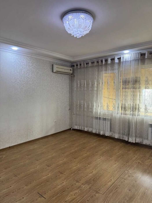 Сдаётся на Ю-абад-11, 2/6/9 (своя) Отд вход.Семья ЗАГС. До метро 4 мин