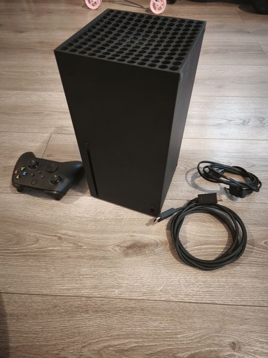 Consola Microsoft Xbox Series X 1TB, negru