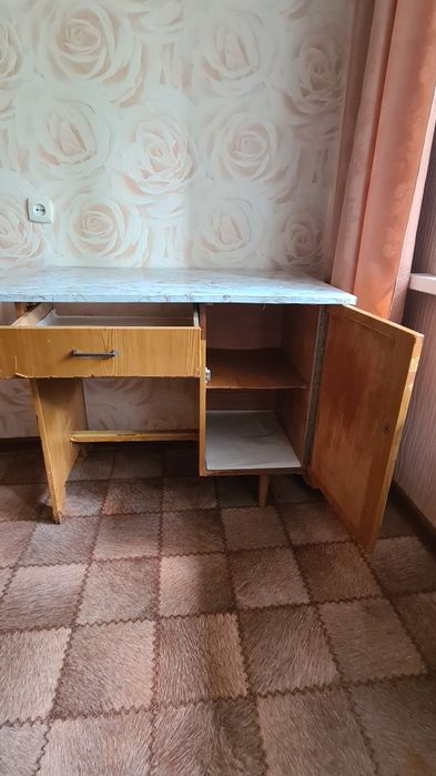 Письменный стол б/у
