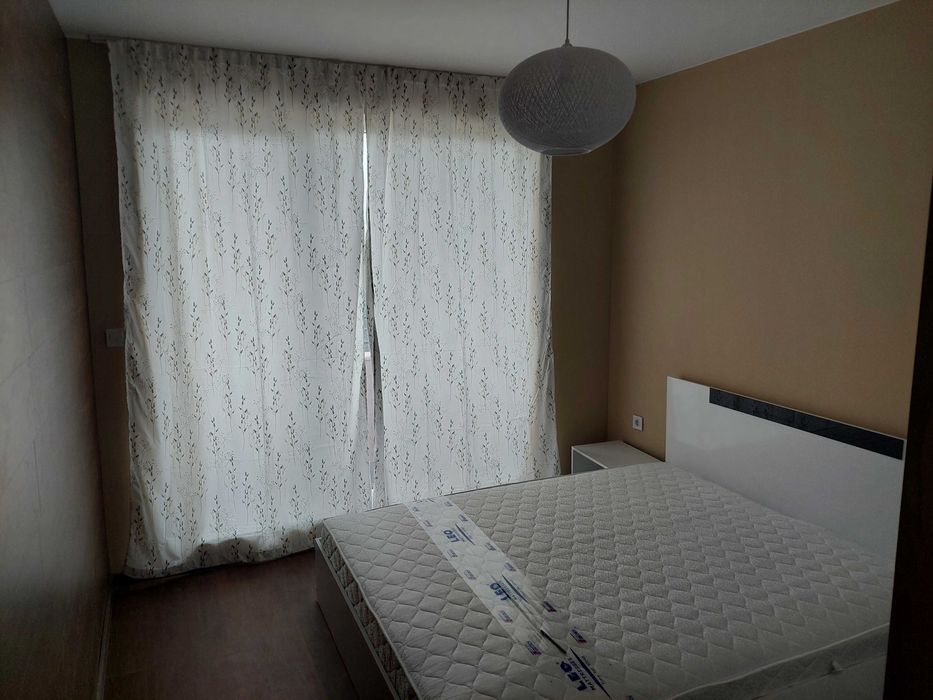 Дава се под наем Двустаен апартамент в Пловдив, Южен - 60 кв.м за 410 € - Снимка #4