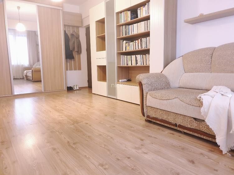Apartament 2 camere de închiriat