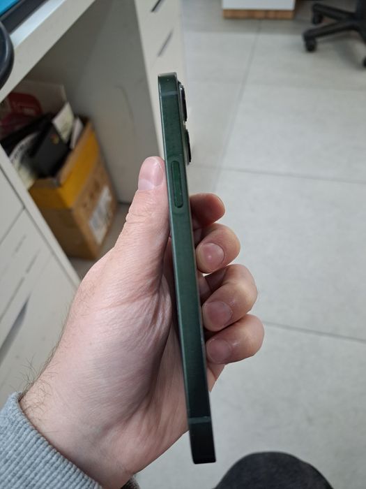 IPhone 13 128gb на Icloud