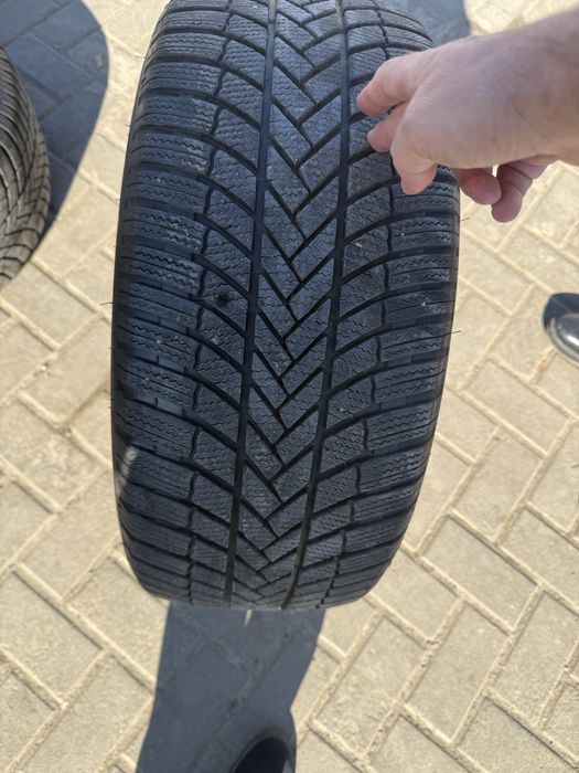 Anvelope iarna Bridgestone 245/45/R18
