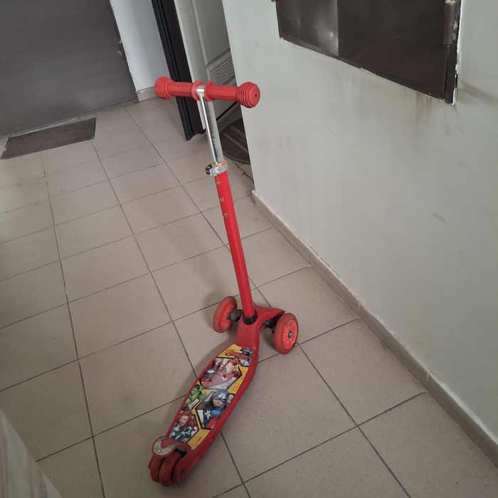 Самокат детский Avengeres