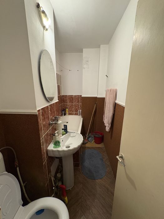 Inchiriez garsoniera