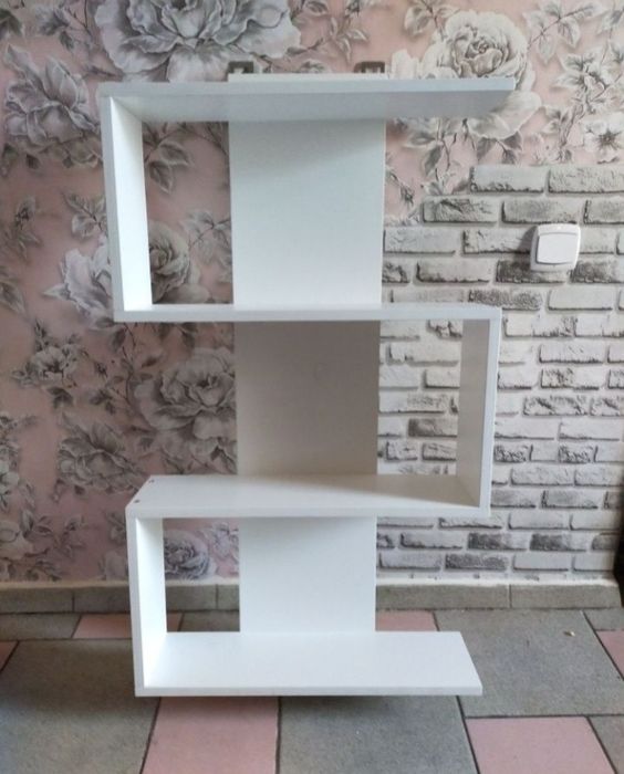 Полки  новые. Смотреть фото