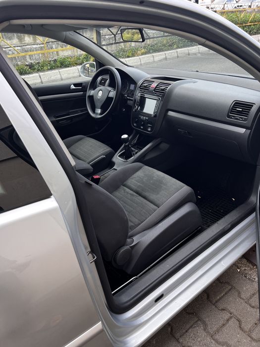 Volkswagen golf 5