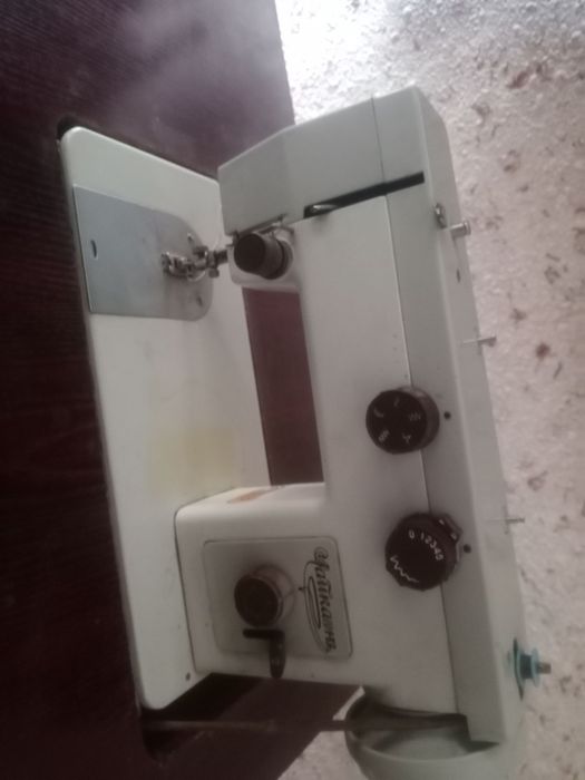 Chok mashina sotiladi