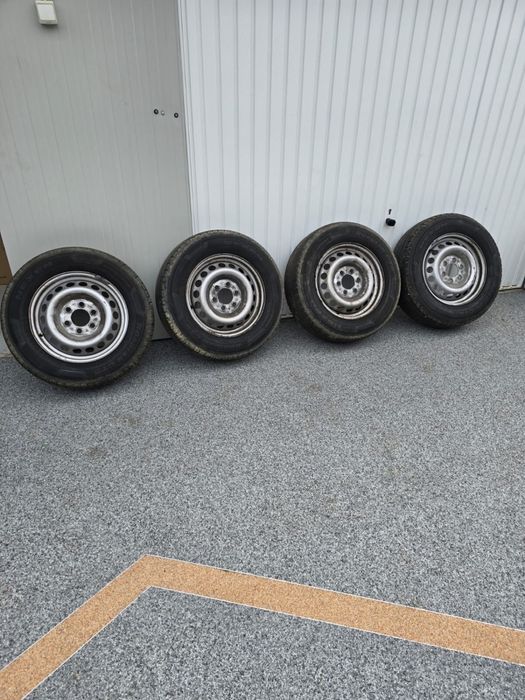 Vand 2 seturi jante Mercedes Sprinter