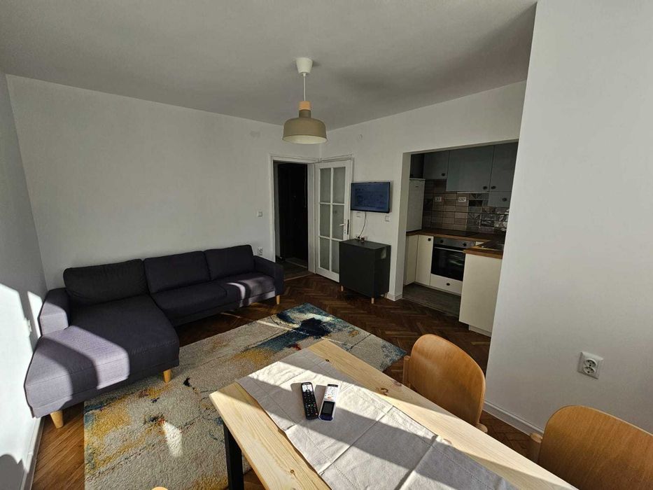 Дава се под наем Двустаен апартамент в Варна, Младост 1 - 50 кв.м за 484.5 € - Снимка #1