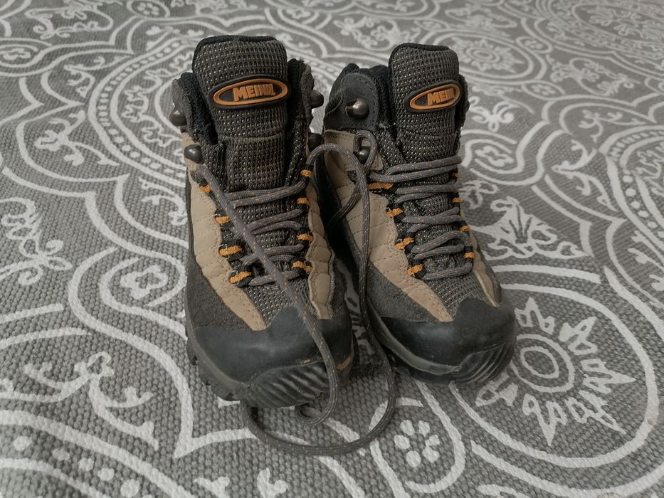 Nike, Adidas Super star, Skechers, Meindl туристически обувки