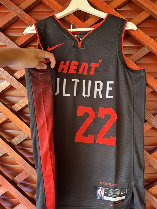 Compleu miami heat rosu - Butler 22