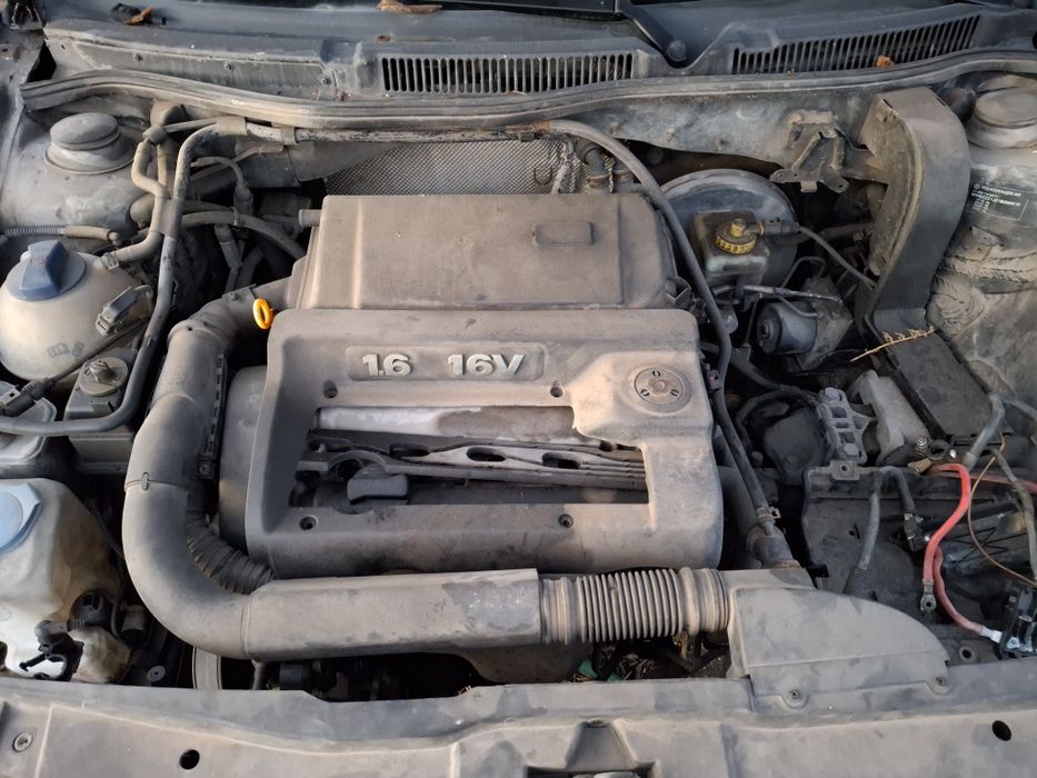 Фолксваген Голф4   1,6 16v. Volkswagen Golf 4  1,6  16V.  На части.