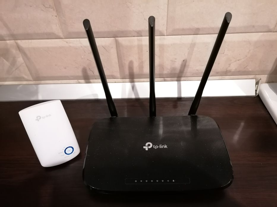 Vand router si amplificator semnal TP-link