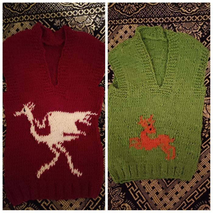 Шерстяные безрукавки, носки, пинетки