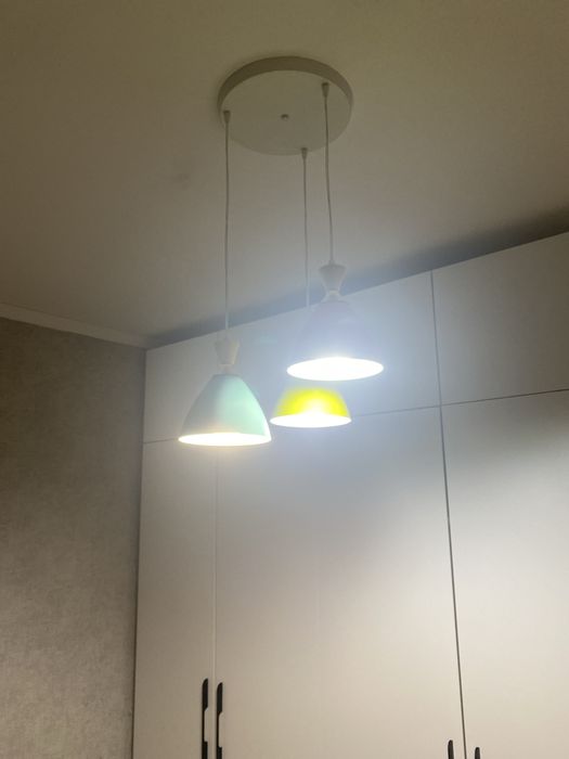 Продам люстру в детскую комнату