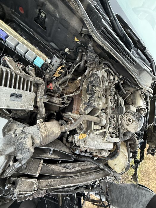 Lexus IS 220d 2.2d  на части