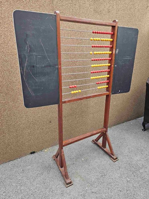 Ъглово шкафче с интарзия