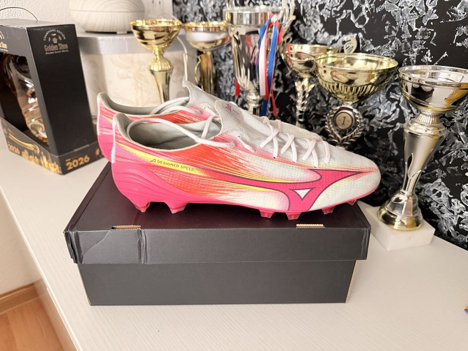 Mizuno Alpha ghete de fotbal