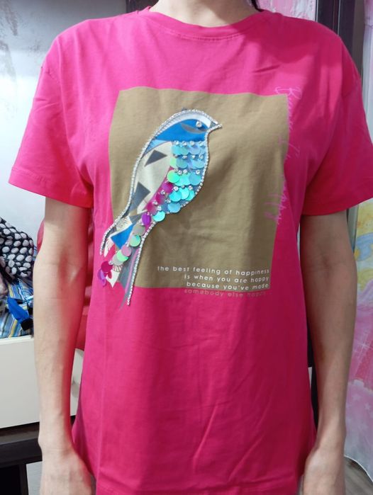 Женские футболки