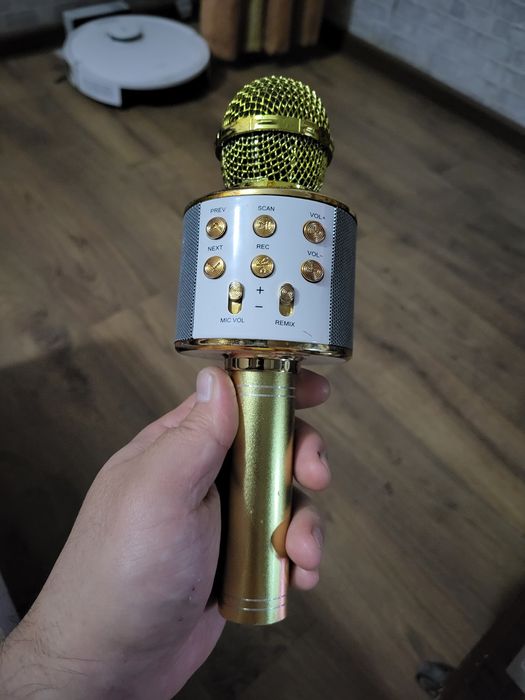 Продам караоке колонка с микрофоном