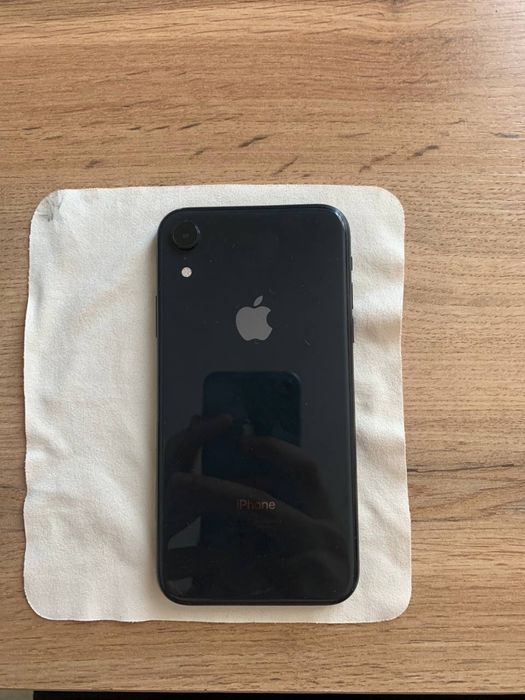 iPhone XR 64 ГБ