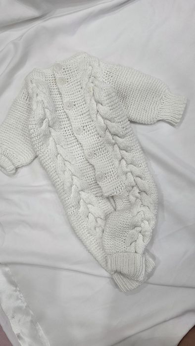 Продаю комбинезоны