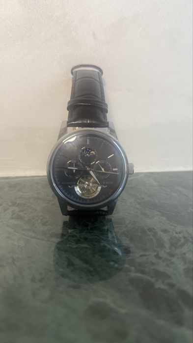 Автоматичен часовник