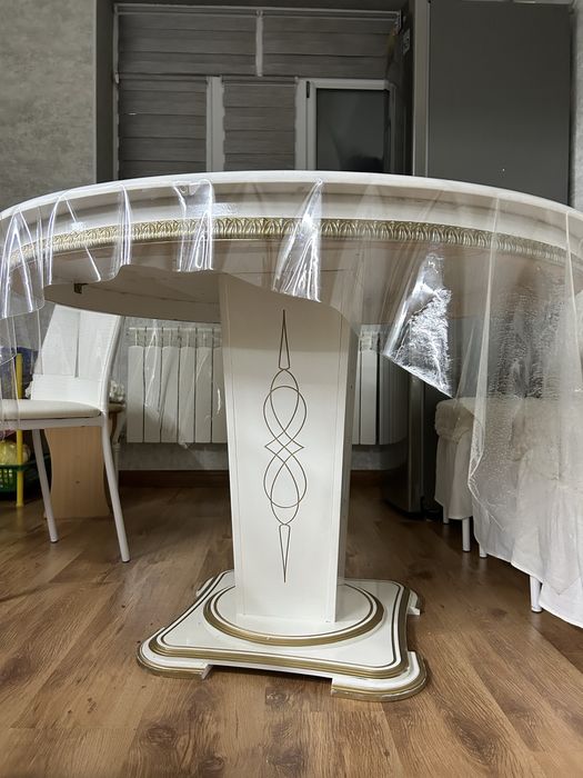 Продам стол со стульями