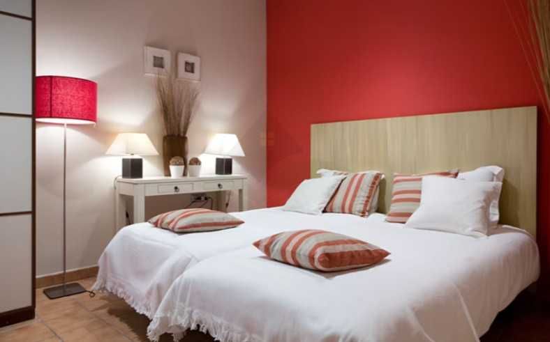 Дава се под наем Тристаен апартамент в Пловдив, Център - 74 кв.м за 214.2 € - Снимка #1