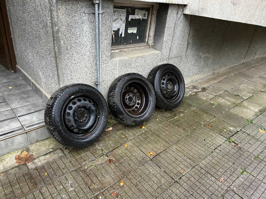 Всесезонни гуми с джанти Nokian 185/60R15 88H XL Seasonproof