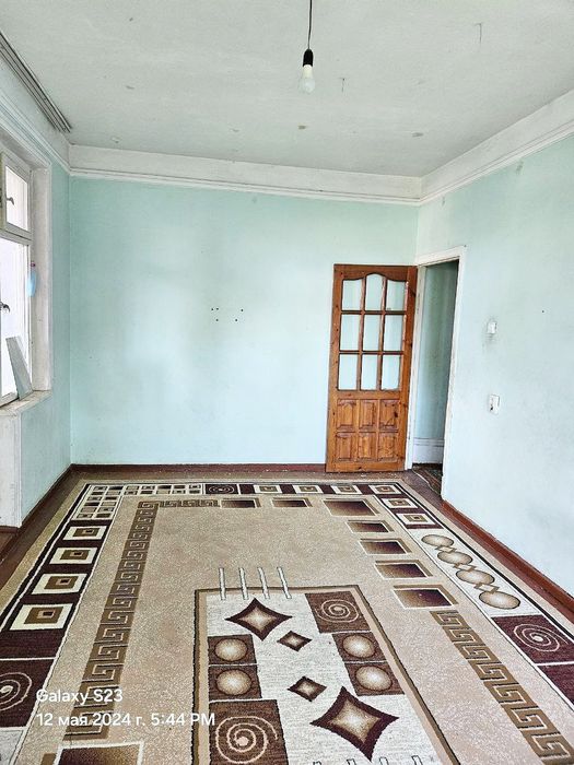 Продажа 1 хона 4 етаж 4 етажл 
Қора қамиш 1/3