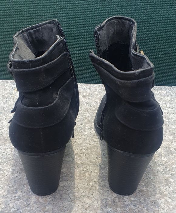Cizme Guess nr.39 catifea