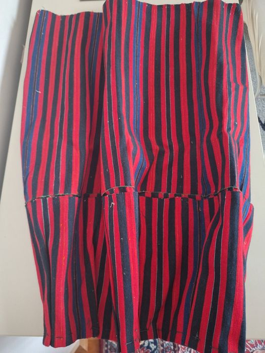 Дамска престилка към национална носия