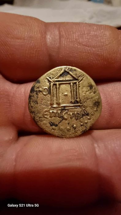 Vand bani si monezi vechi