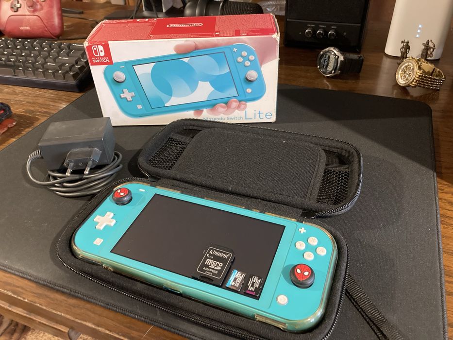 Прошитая Nintendo Switch Lite полный комплект