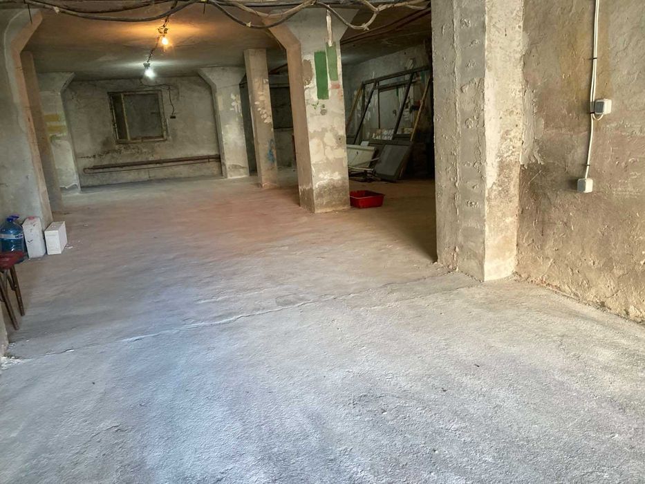 Дава се под наем Склад в Търговище, Център - 140 кв.м за 255 € - Снимка #2