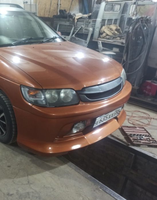 Решетка nissan Rnessa