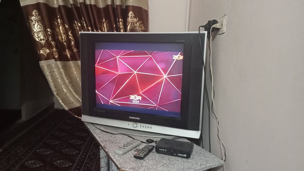 Самсунг телевизор