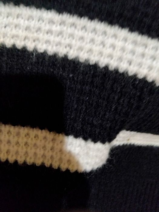 Свитера женские  тёплые  цена 60 т.и 120т.