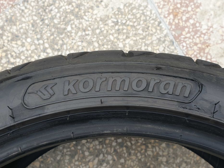 4 броя летни KORMORAN Ultra High Performance 235/40 R18 95Y.